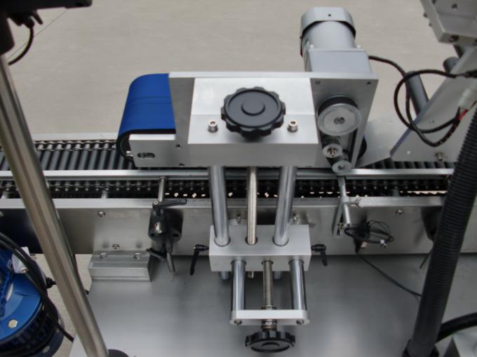 Didelio greičio automatinė buteliuko etikečių klijavimo mašina lipniems mažų butelių buteliukams