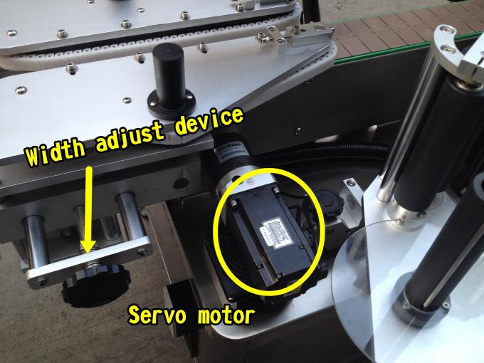 „Opp“ butelio automatinio lipdukų aplikatoriaus mašina, skirta didelio greičio karšto tirpimo klijams