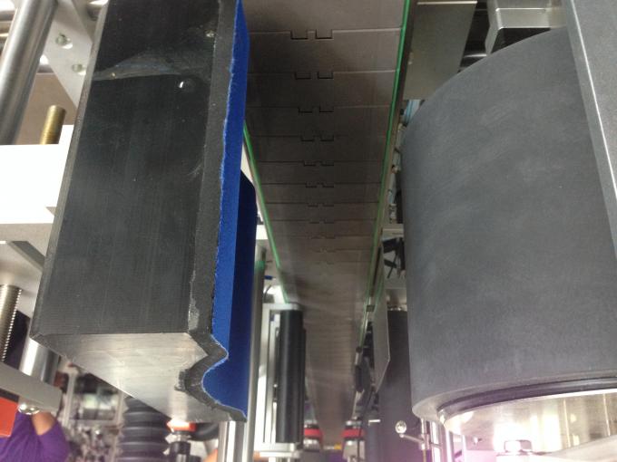 Automatinis lipdukų lipdukas plastikiniam / stikliniam apvaliam buteliui