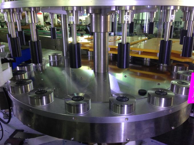 Didelės gamybos vyno / alaus butelių etikečių klijavimo mašina, apvalaus butelio etiketė